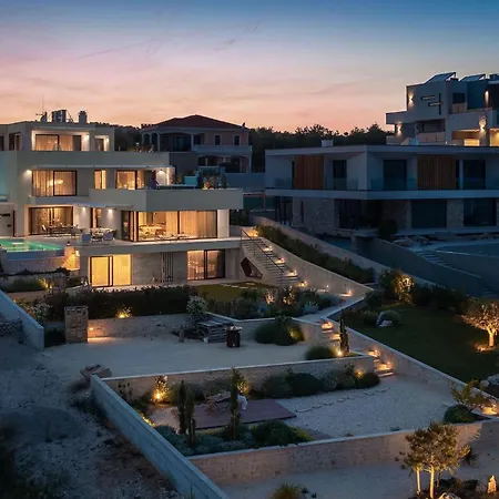 Sara Murter Szybenik