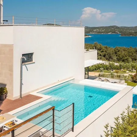 Sara Murter Holiday home *