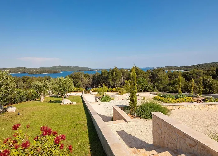 Holiday home Sara Murter *