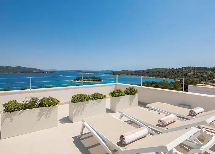 Sara Murter Holiday home